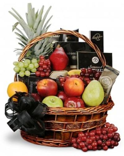 <p>This delightful collection of the finest fruits is guaranteed to thrill any recipient.</p>
<p>Regardless of the occasion, this assortment of healthy fruit will convey your love perfectly.</p>